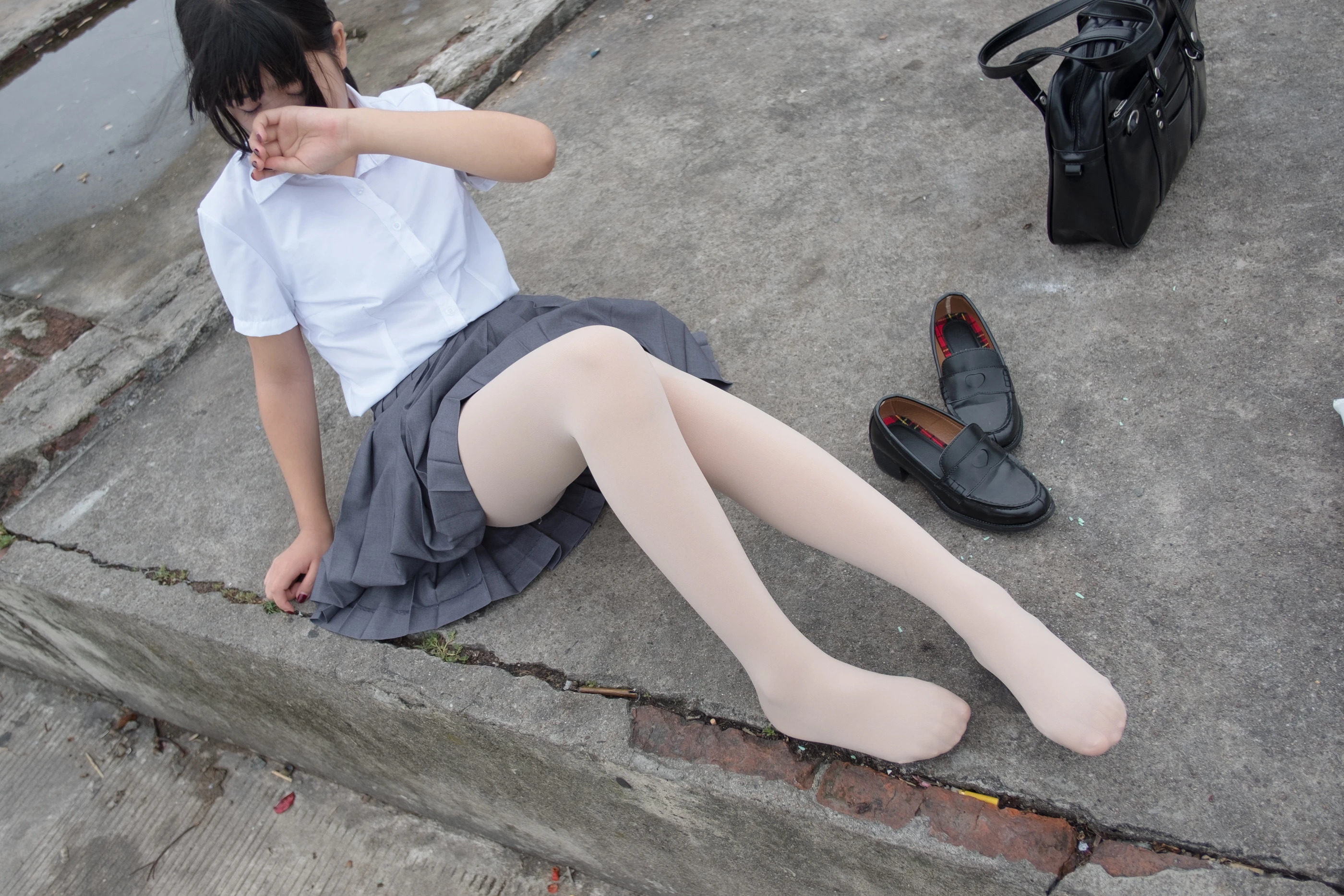 森萝财团 BETA-005 [75P]插图
